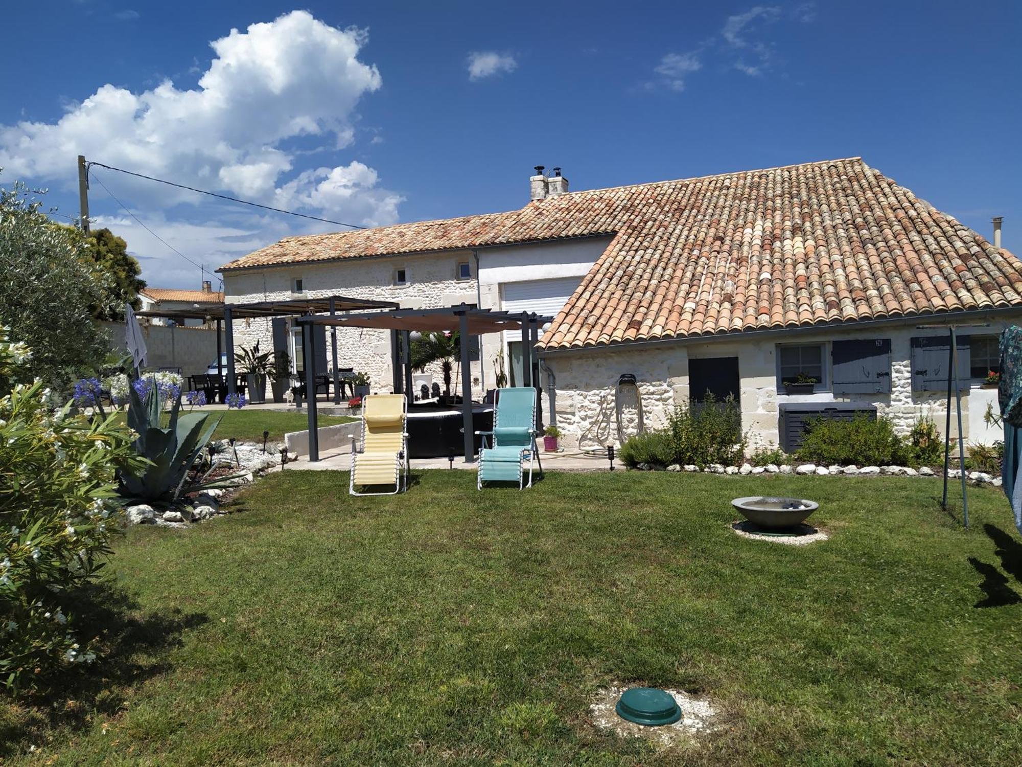 B&B Bel Agave Saint-Georges-des-Agouts Exterior foto